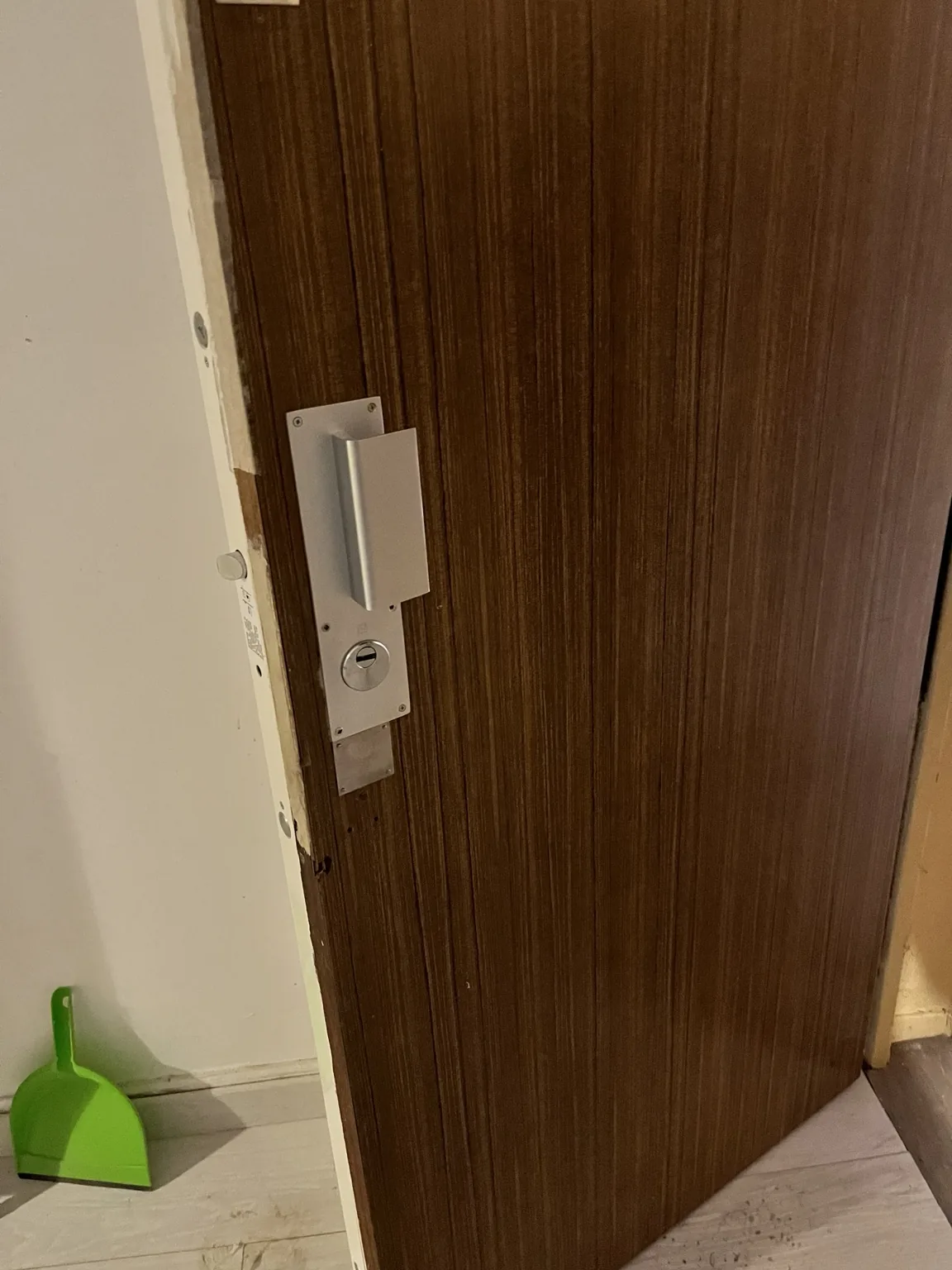 Ouverture de porte sans casse réalisée par notre serrurier dans le Val-d'Oise